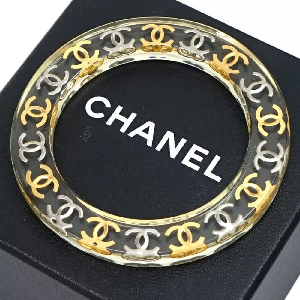 CHANEL CC Logos Clear Lucite Bangle Bracelet 7.8" Gold Tone 97P Auth w/Box #2240